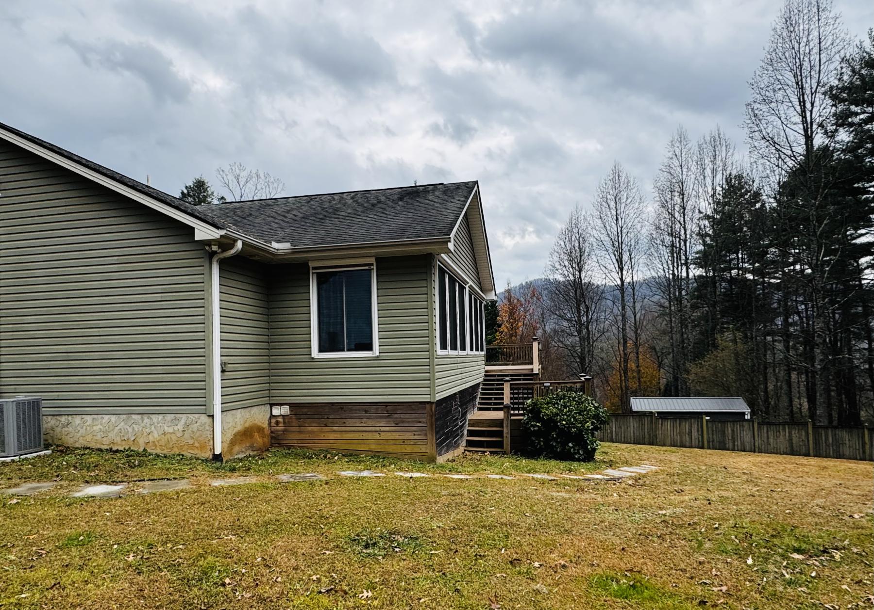 Hendersonville Home - Image# 31